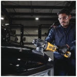 DeWALT_DCM848P2_2