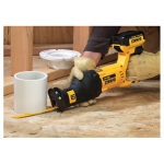 DeWALT_DCS380B_4